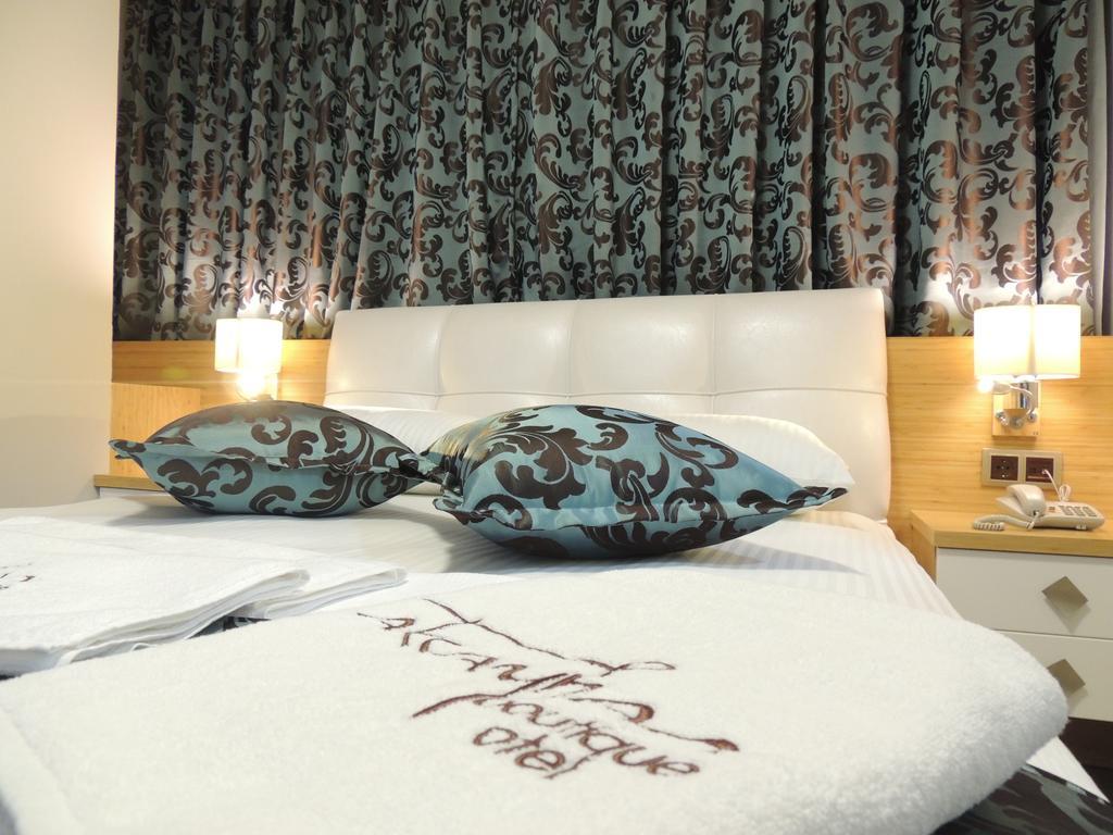 Akcayhan Hotel Habitación foto